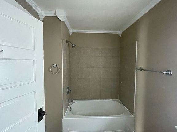 2nd image of 536 S 11th St #536