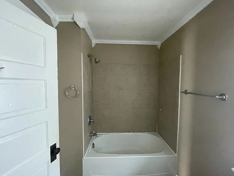 536 S 11th St — Photo 2