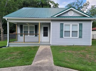 39 Alexander St, Winder, GA 30680