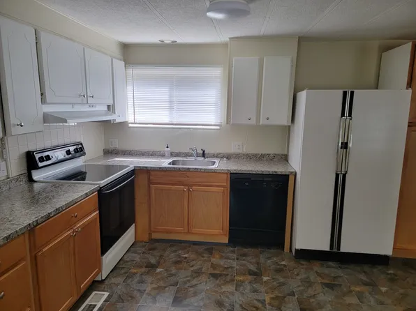 8015 NE Bayberry Ln, Kingston, WA 98346