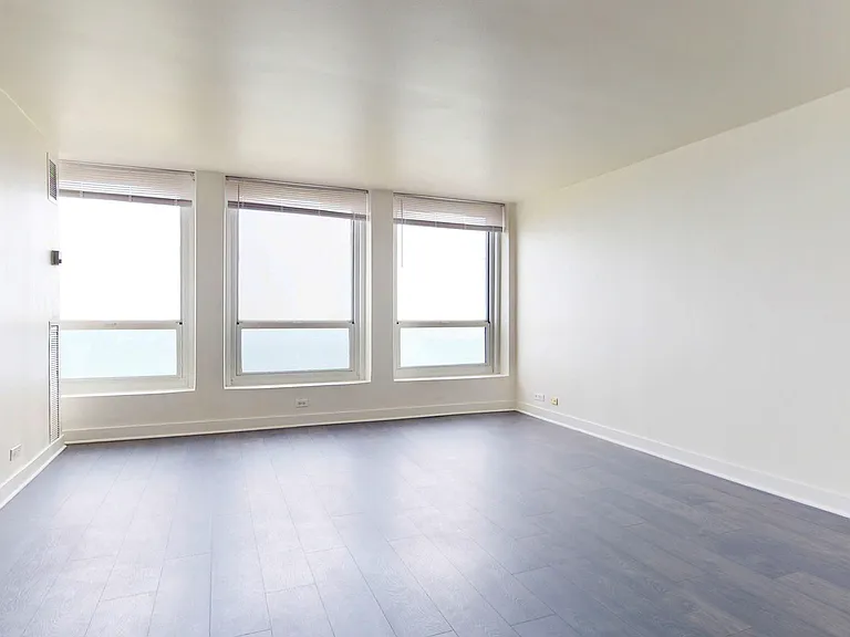Dining/Living room