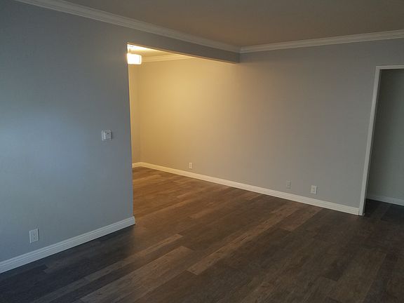2nd image of 14270 Dickens St #Q8