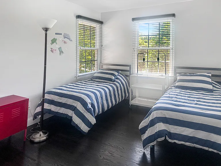 5765 Bergen Ave — Photo 20