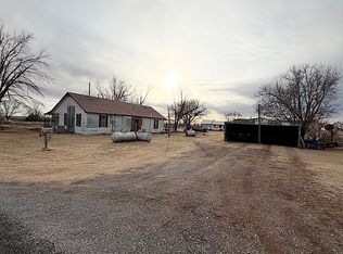 68973 2nd St, Camargo, OK 73835