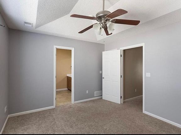 4th image of 1308 N 131st Ter