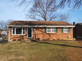 614 Angle Ln NE, Roanoke, VA 24019