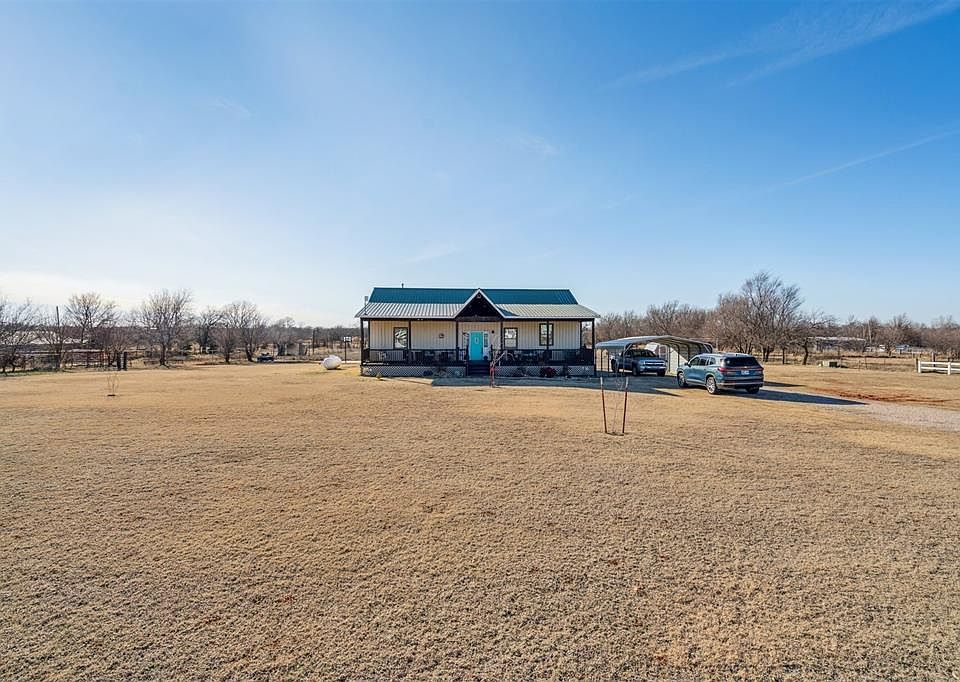 1st image of 425 S Cimarron Rd