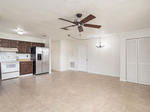 4th image of 2066 Renee Pl #A