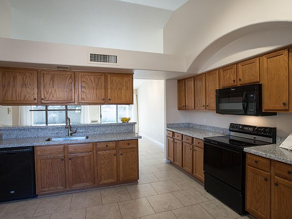 5th image of 4343 W Wahalla Ln
