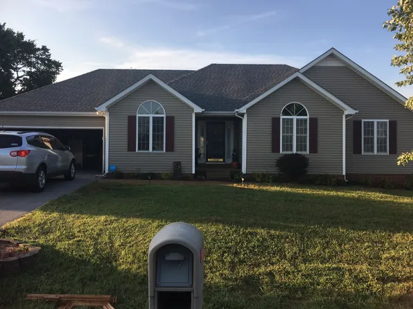 313 Peach Blossom Ln, Bowling Green, KY 42103