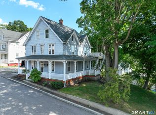 59 School St, Groton, CT 06340