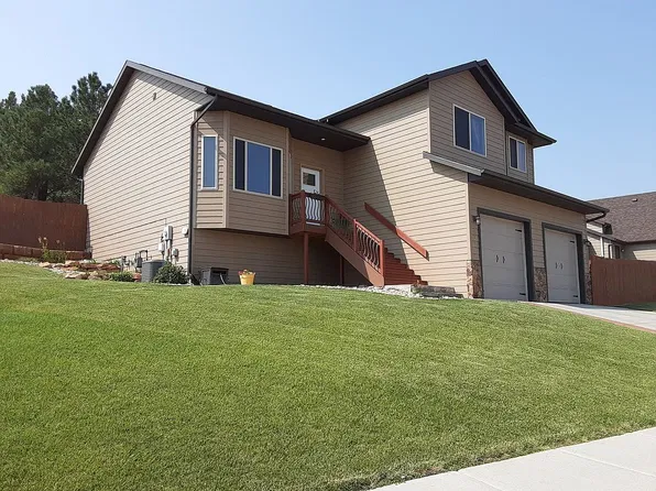 921 Sagewood St, Rapid City, SD 57701