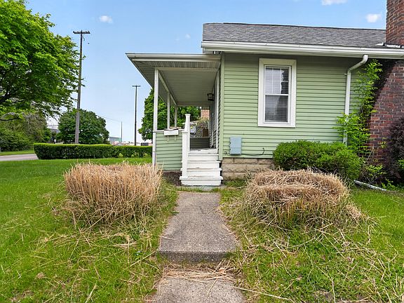 3rd image of 2533 S Washington Ave