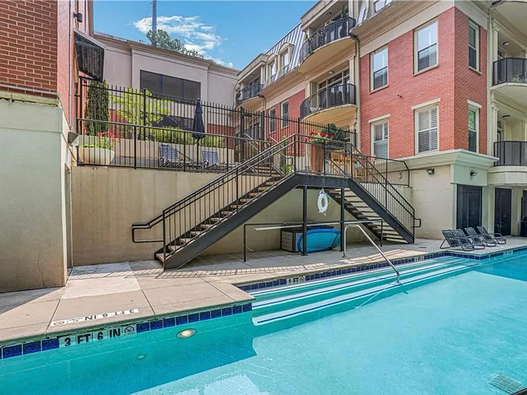560 Dutch Valley Rd NE #2201 — Photo 19