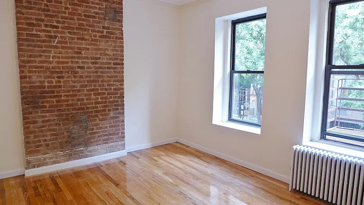 Rented by Avenues Real Estate | media 15