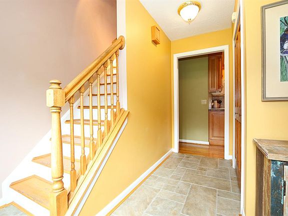 4th image of 1326 Stonemill Ct