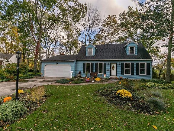4th image of 401 Northampton Ct