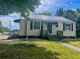 2210 Woodbine Dr, Hermitage, PA