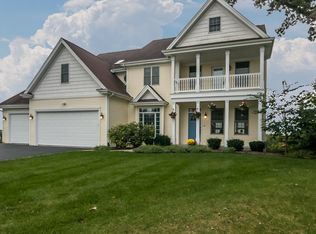 6605 Lindbloom Ln, Cherry Valley, IL 61016