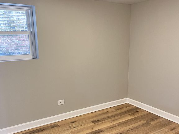 4th image of 2304 N Major Ave #B