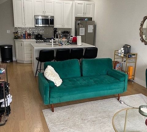 5th image of 292 Princeton St #2