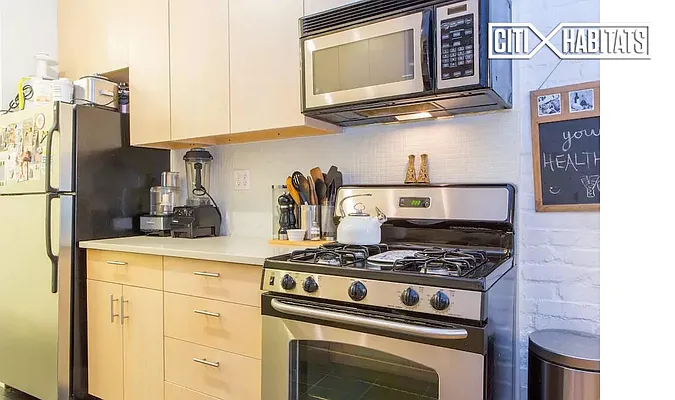 Rented by Citi Habitats | media 26