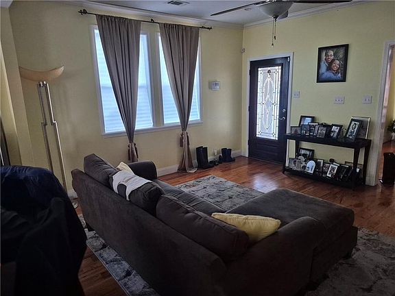 5th image of 4946 Franklin Ave