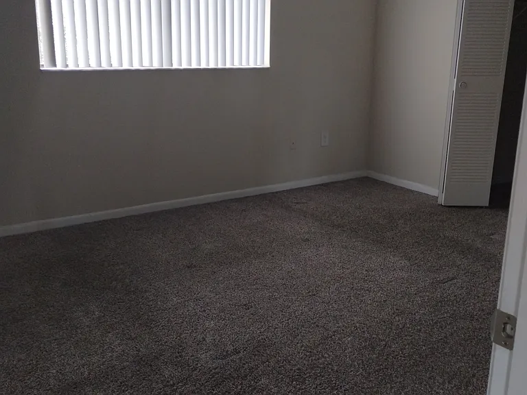 2445 SW 18th Ter #1005 — Photo 6