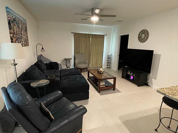 5th image of 5766 Cape Primrose Dr