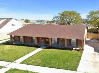 10310 Brookfield Dr, New Orleans, LA 70127