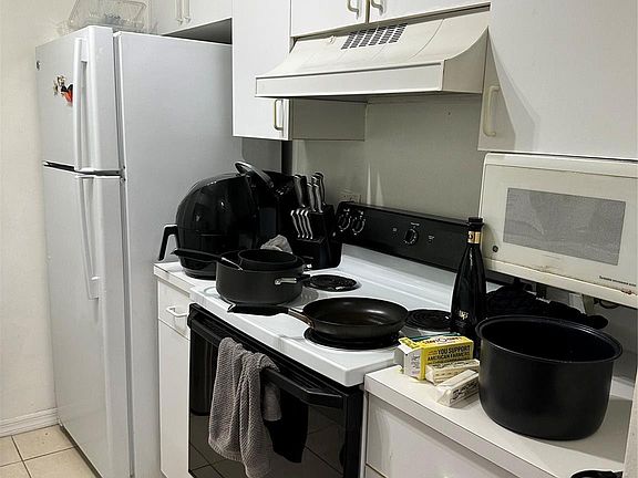 2nd image of 12148 Saint Andrews Place #304
