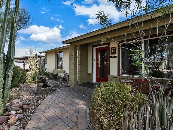 2nd image of 3427 E Sunnyside Dr