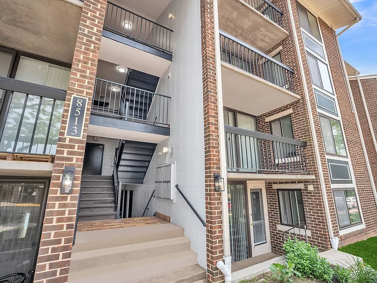 Eagle Rock Apartments at West Springfield — Photo 20