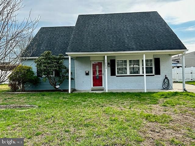 1st image of 1054 Bradford Dr