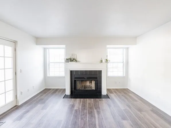 822 E Gatewood Dr, Sandy, UT 84094
