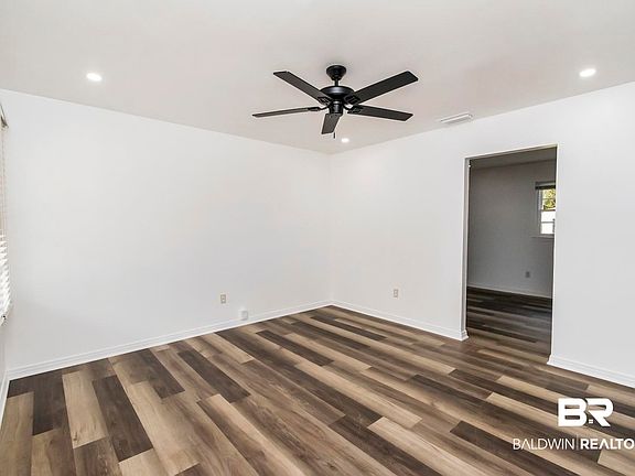 5th image of 1259 Amelia Ave