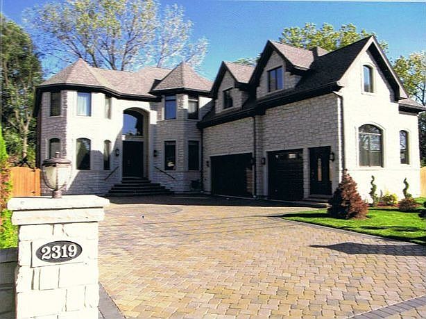 1st image of 2319 Douglas Ave