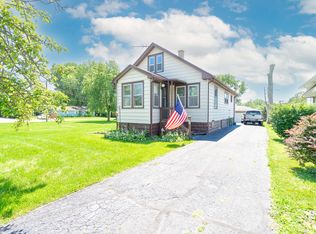 336 Cameron Ave, Lockport, IL 60441