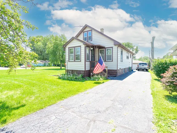 336 Cameron Ave, Lockport, IL 60441