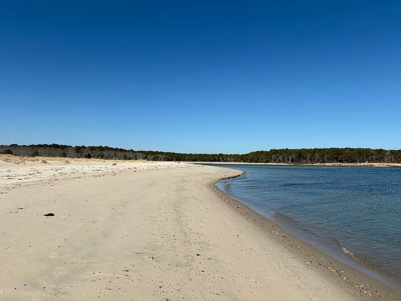 2nd image of 16 Bosuns Lane