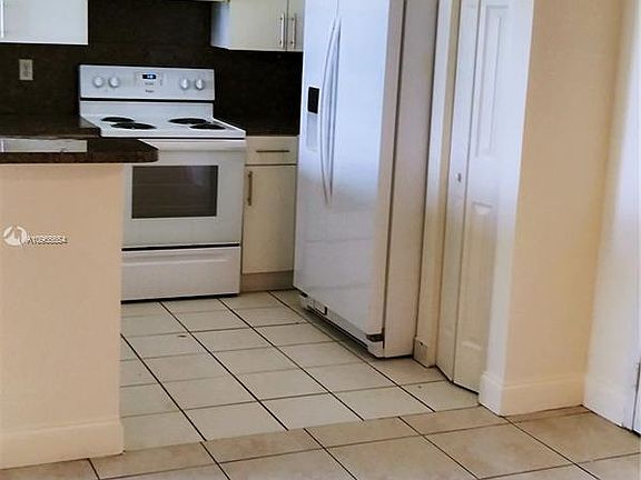 3rd image of 11060 SW 196th St APT 407
