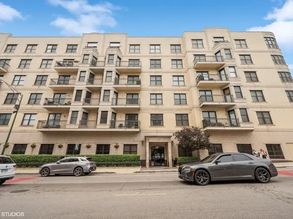 520 N Halsted St APT 418, Chicago, IL 60642
