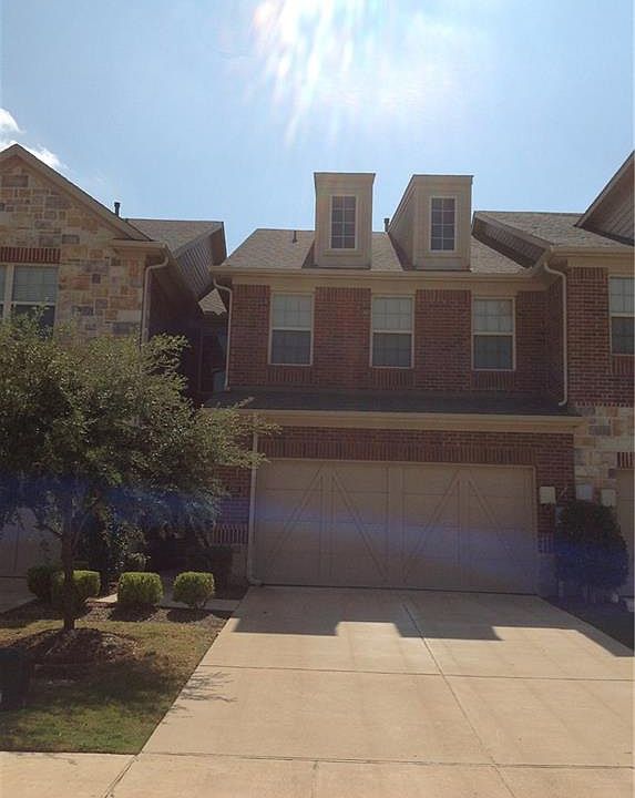 1st image of 380 Dublin St