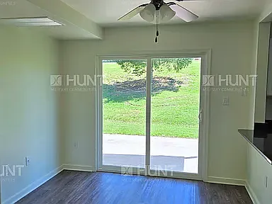 4 bed, 2.5 bath, 1419 sqft, $2,628 — Photo 3