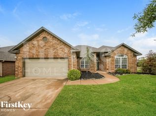 16621 Valderama Way, Edmond, OK 73003
