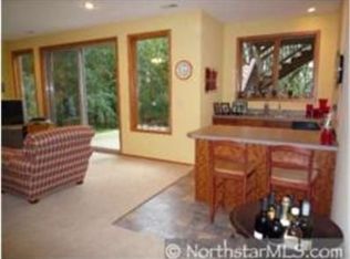 680 Cottage Ln, Hudson, WI 54016