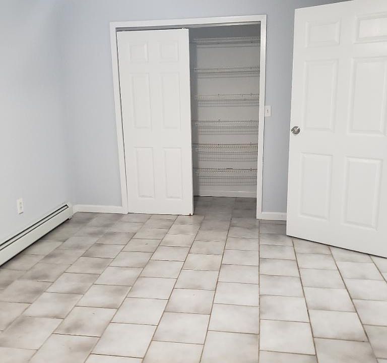 2nd image of 3221 Ampere Ave Floor Basement