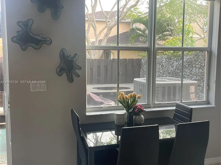 12501 SW 124th Ter — Photo 5