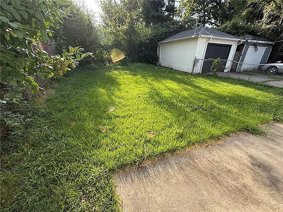 5th image of 6445 S Benton Ave