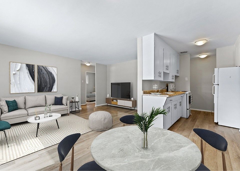1st image of 290 Springbank Dr #306